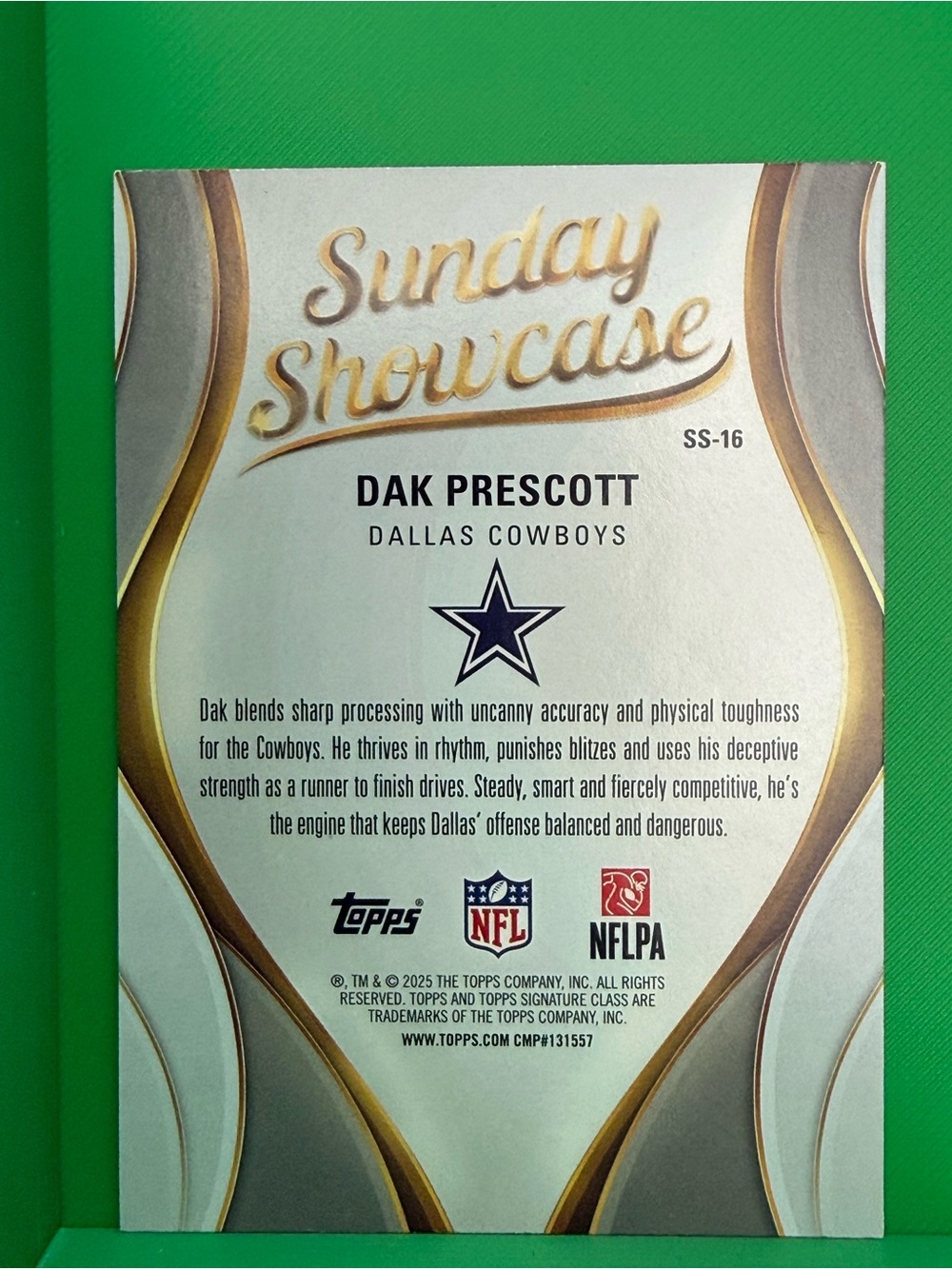 Topps Dak Prescott Sunday Showcase Card - Gold & White - Picture 2 of 2